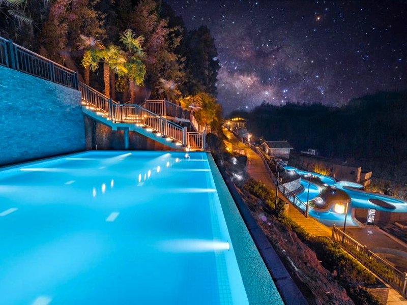 Wyndham Grand Plaza Royale Hot Springs Fenghuangの写真