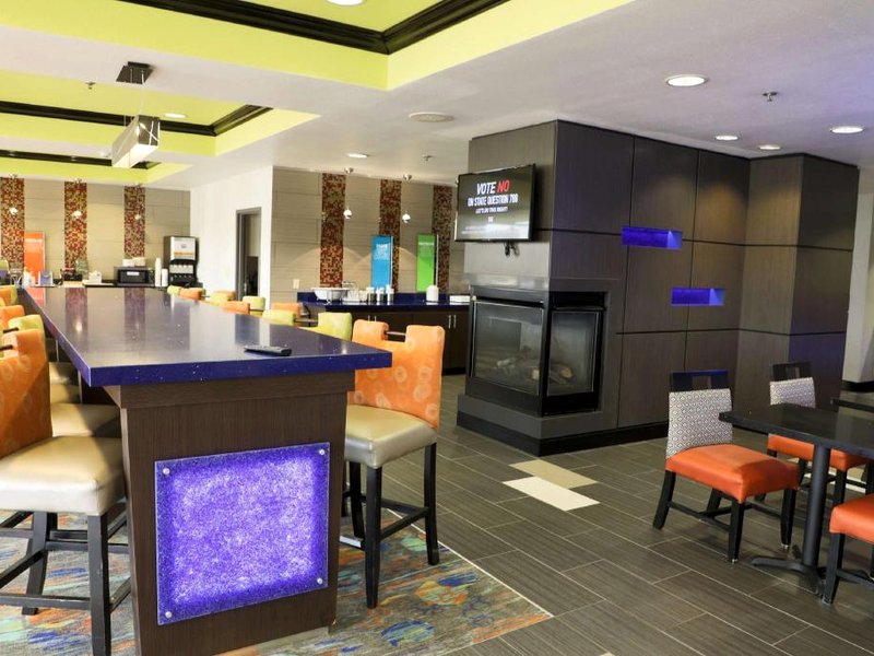 ハンプトン イン マスコギー (Hampton Inn Muskogee)の写真