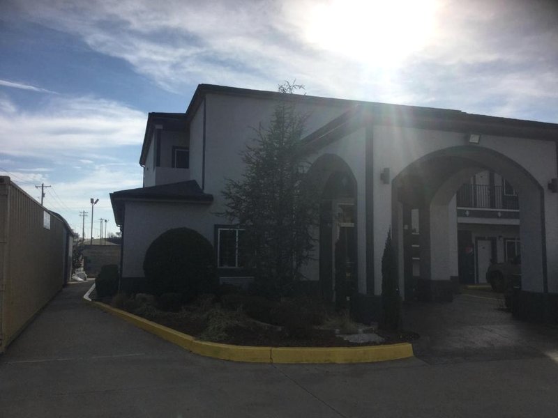 Muskogee Inn and Suitesの写真