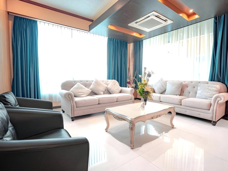 ブルー スカイ レジデンス エアポート (Blue Sky Residence Airport)の写真