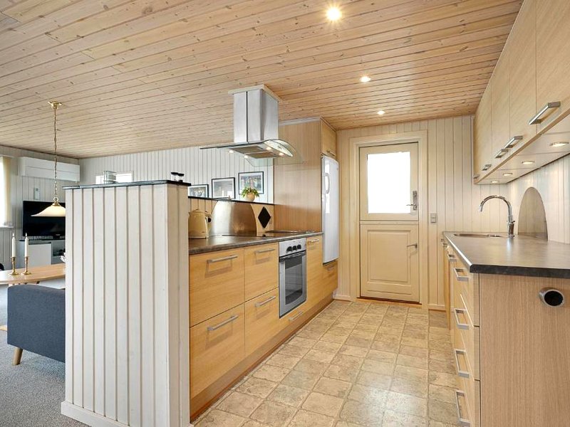 Beautiful Home In Ebeltoft With 2 Bedrooms And Wifiの写真