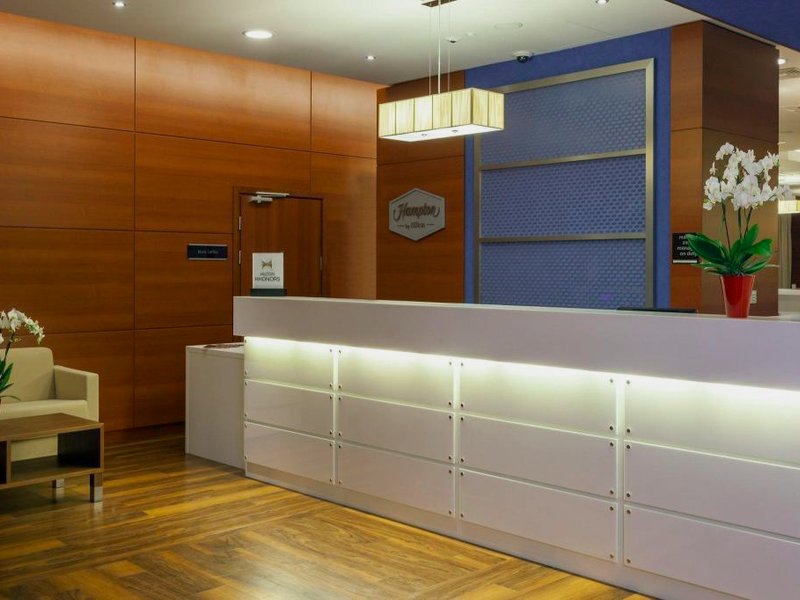 ハンプトン バイ ヒルトン ワルシャワ エアポート (Hampton by Hilton Warsaw Airport)の写真