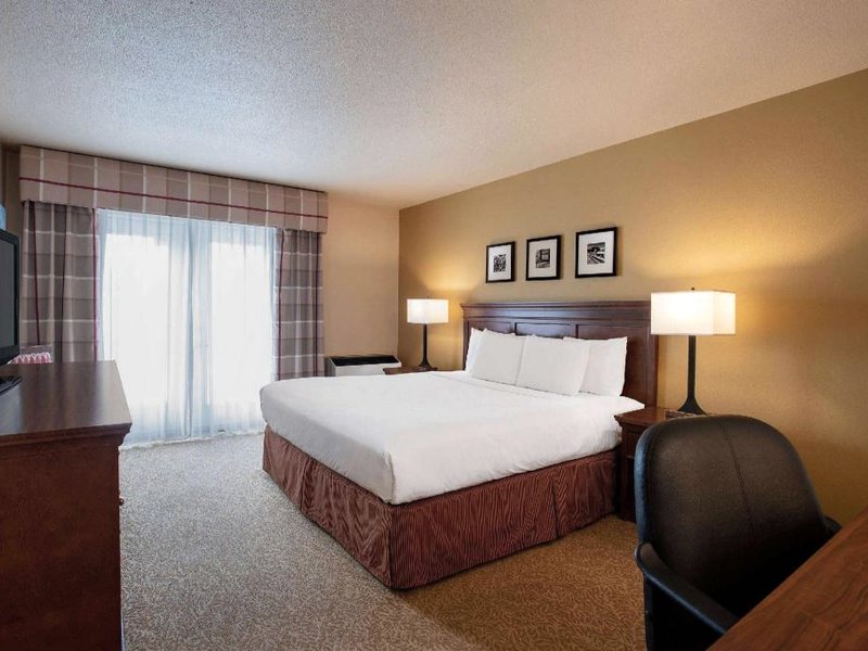 Travelodge Suites by Wyndham Regina / Eastgate Bayの写真