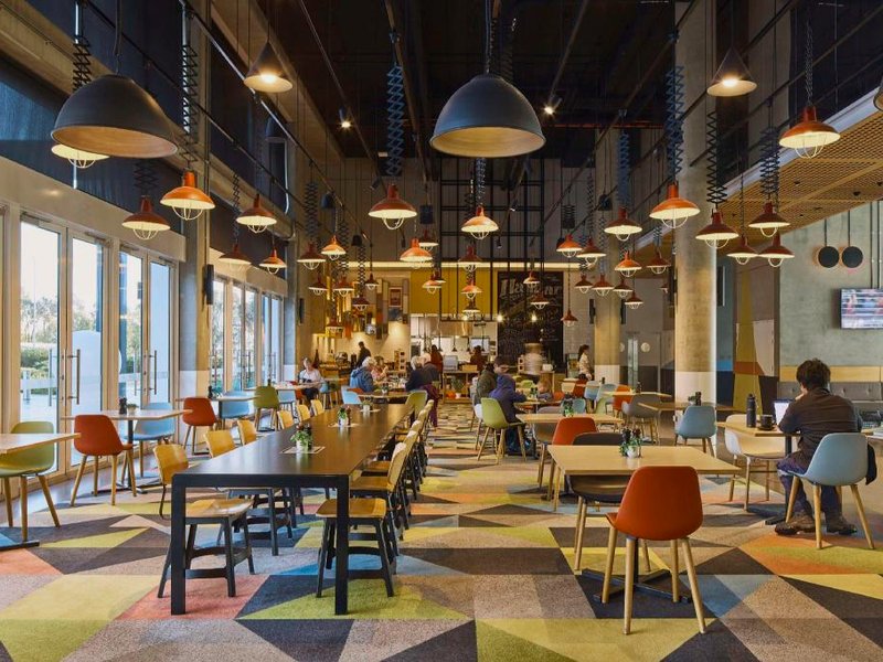 アトゥラ アデレード エアポート (Atura Adelaide Airport)の写真