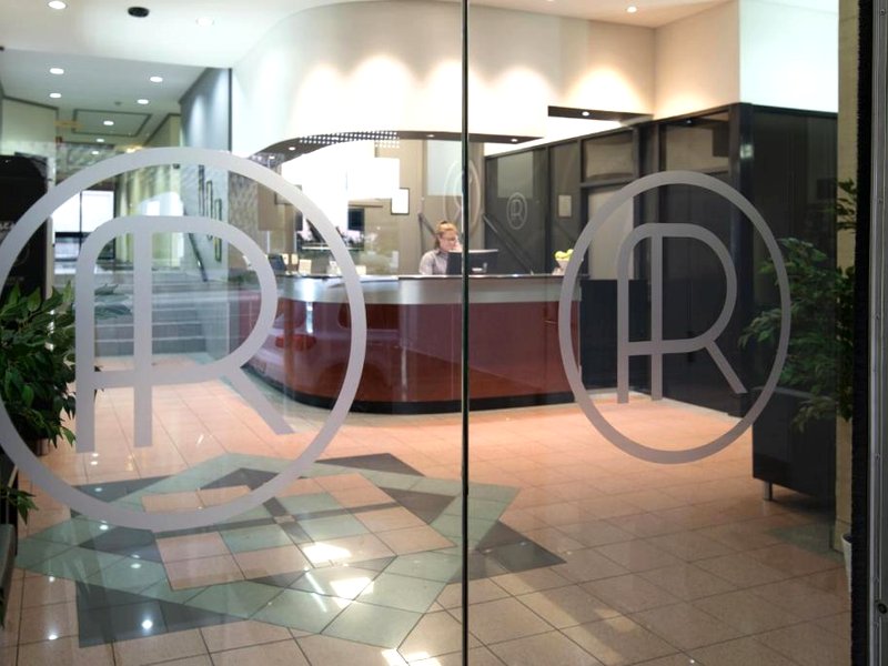 アデレード リヴィエラ ホテル (Adelaide Riviera Hotel)の写真