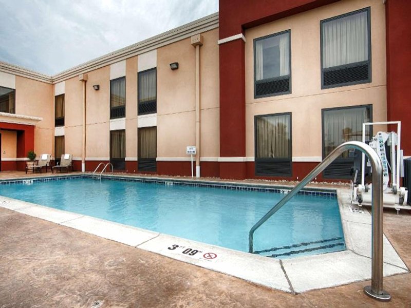 Best Western Plus Parkway Hotelの写真