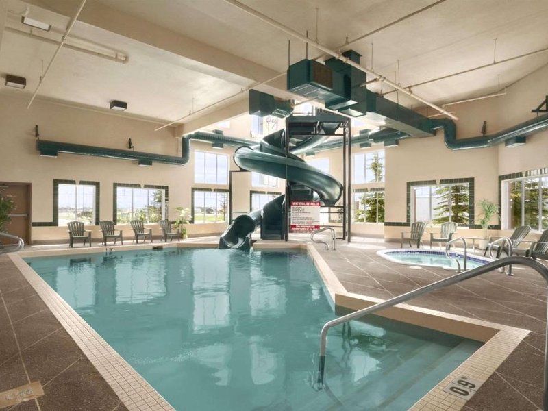 スーパー 8 バイ ウィンダム フォート セント ジョン BC (Super 8 By Wyndham Fort St. John Bc)の写真