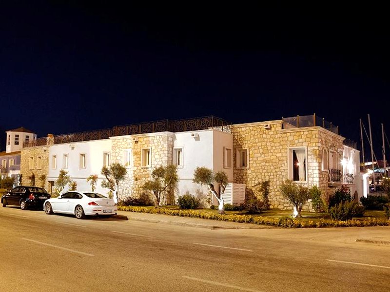 チェシメ マリーナ コヌックエヴィ (Çeşme Marina Konukevi)の写真