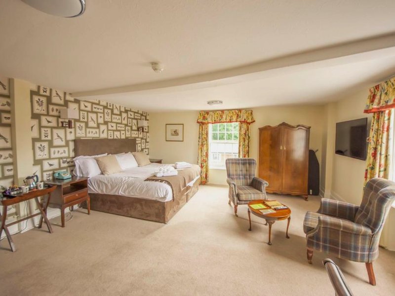 Norfolk Arms Hotelの写真