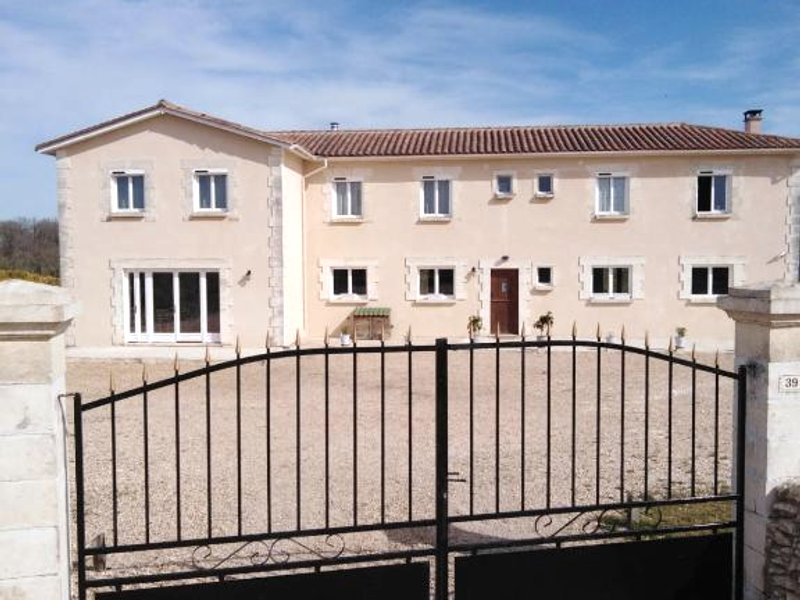 Le Clos de Bourdeilles chambre 2 avec wifiの写真