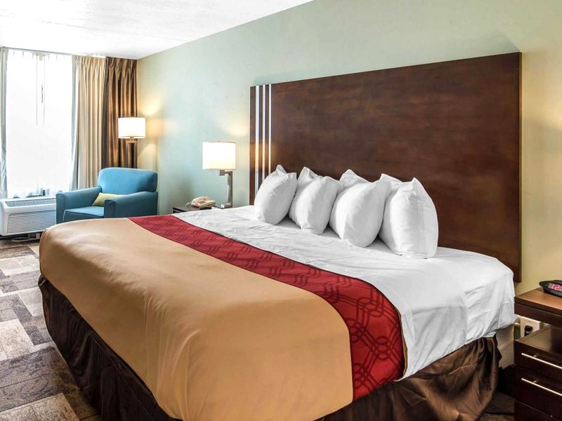 Econo Lodge Oak Grove-Blue Springsの写真