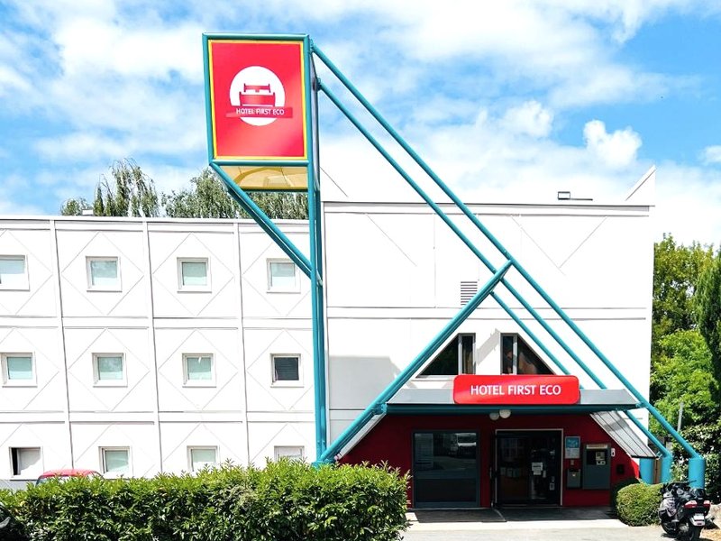 Hotel First Eco Savigny Villemoisson Centre Commercial Carrefourの写真