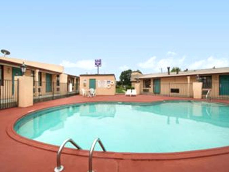 ナイツ イン タッカー GA (Knights Inn - Tucker, GA)の写真