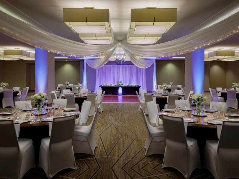 Courtyard by Marriott Prince Georgeの写真