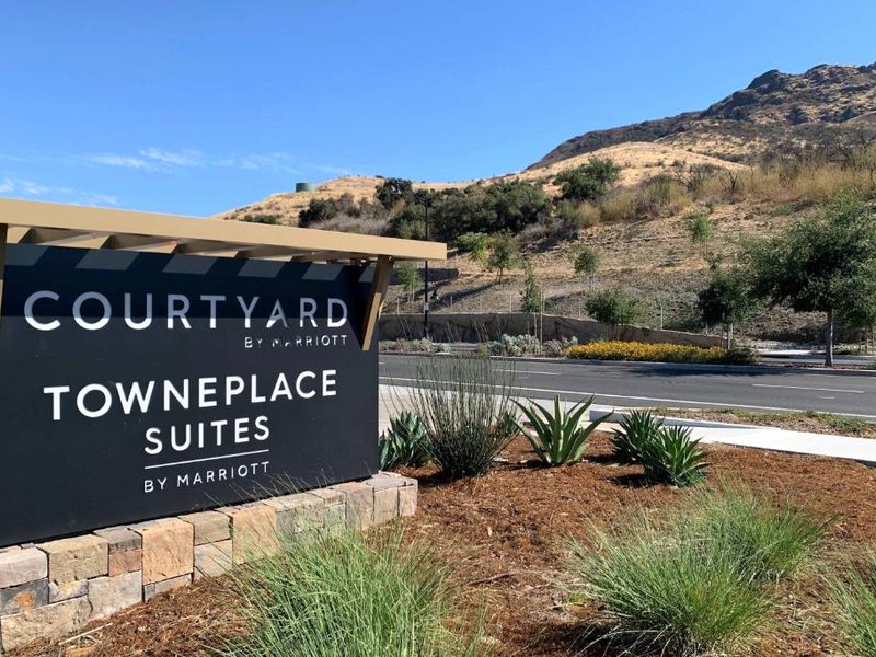 Courtyard by Marriott Thousand Oaks Agoura Hillsの写真