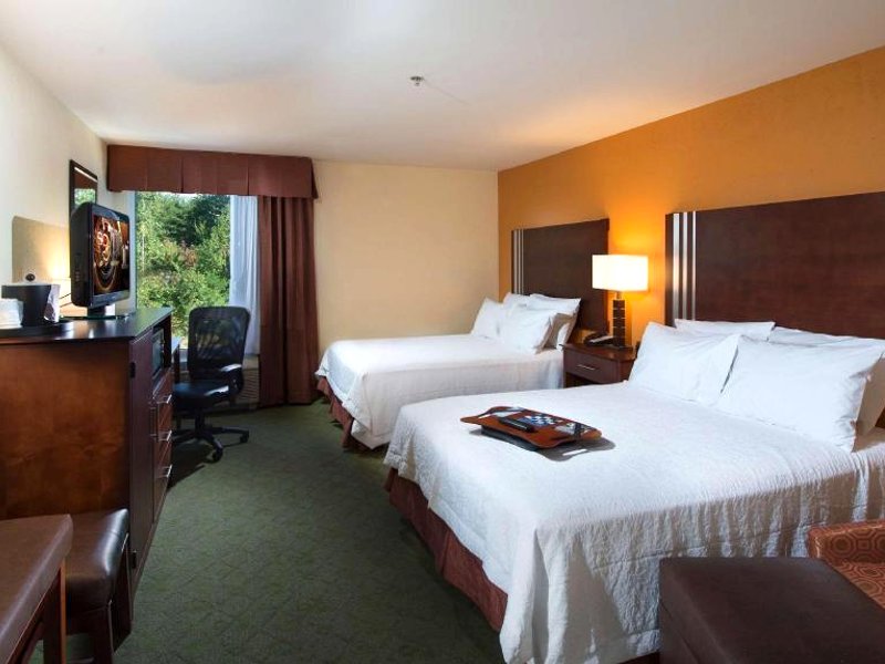 ハンプトン イン コルネリア (Hampton Inn Cornelia)の写真