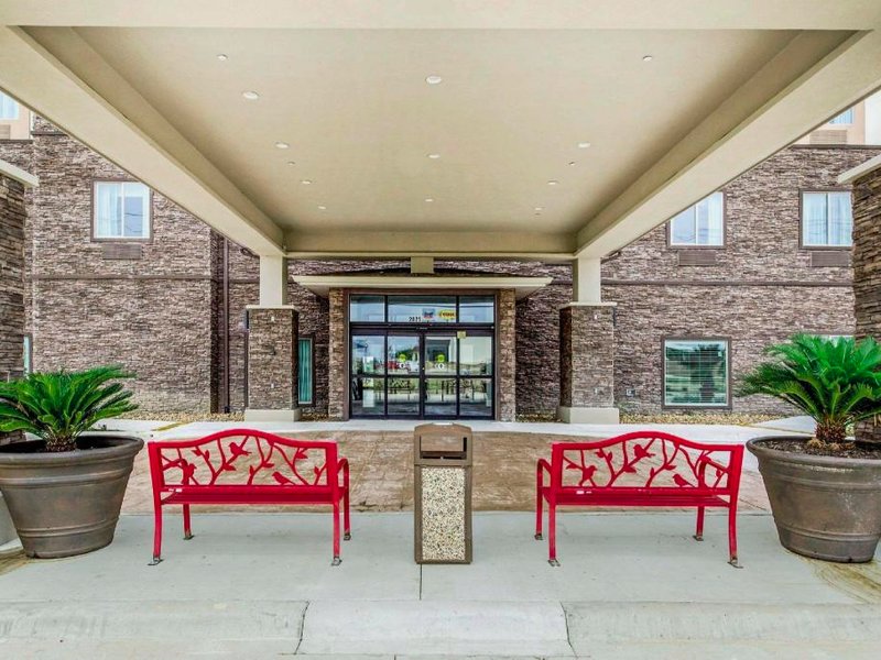 スリープ イン&スイーツ (Sleep Inn & Suites)の写真