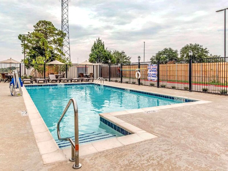 スリープ イン&スイーツ (Sleep Inn & Suites)の写真