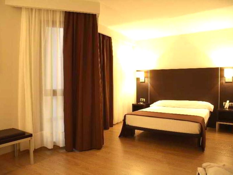 Husa Plazaolaの写真