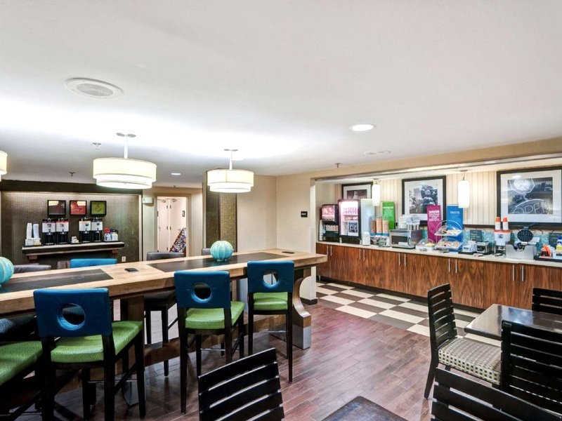 ハンプトン イン ミルフォード (Hampton Inn Milford)の写真