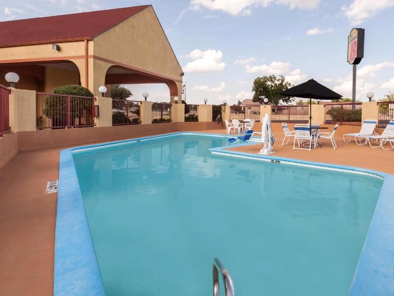 スーパー 8 バイ ウインダム アセンズ TX (Super 8 By Wyndham Athens Tx)の写真