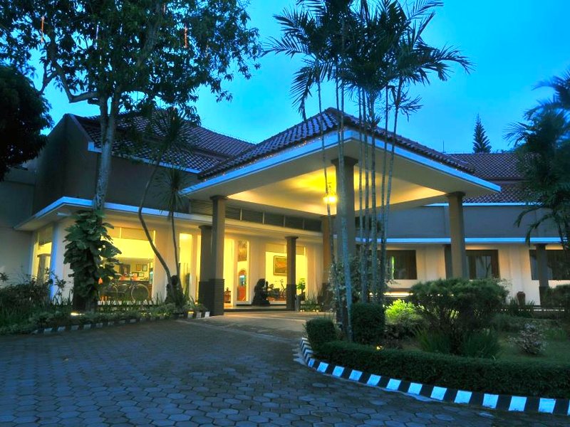カンディサリ ホテル&レスト (Candisari Hotel & Resto)の写真