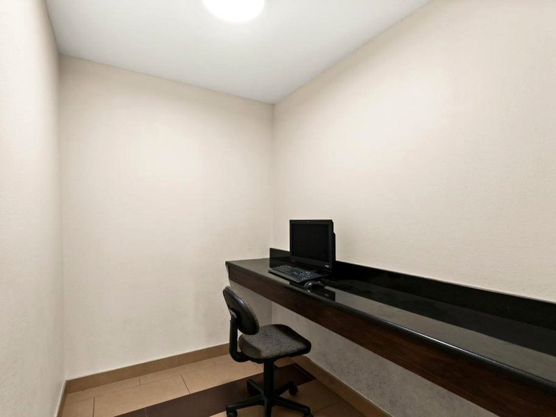 レッド ルーフ イン マーティンズバーグ (Red Roof Inn Martinsburg)の写真