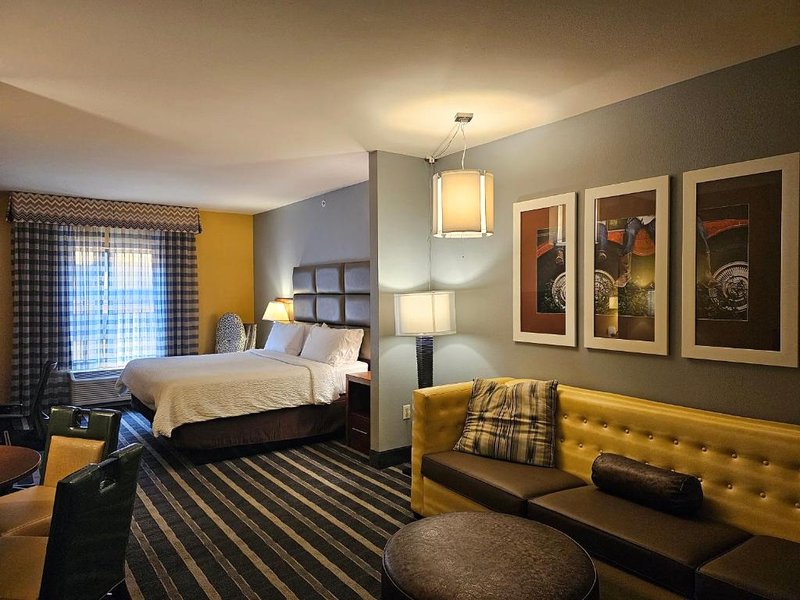 Holiday Inn Express & Suites Perry-National Fairground Area by IHGの写真