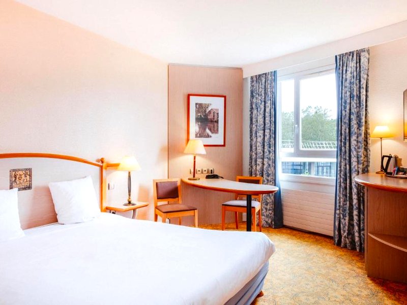 ホテル メルキュール ヌヴェール ポン ドゥ ロワール (Hotel Mercure Nevers Pont de Loire)の写真
