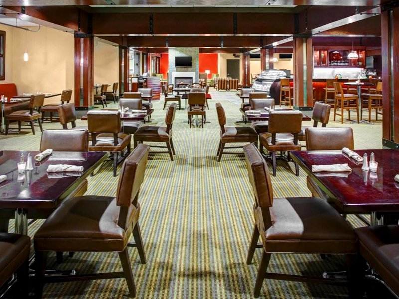 フォーポインツバイ シェラトン ハンツビル エアポート (Four Points by Sheraton Huntsville Airport)の写真