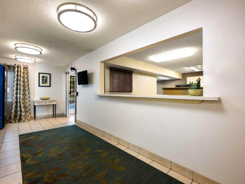 ソネスタ シンプリー スイーツ ハンツビル リサーチ パーク (Sonesta Simply Suites Huntsville Research Park)の写真