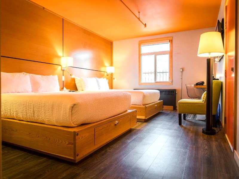 Adventure Hotelの写真