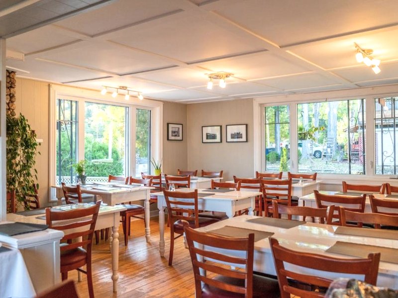 Auberge de la rive de Charlevoix - Auberge de jeunesse familiale pour voyageurs de tous agesの写真