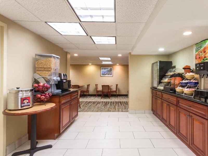 デイズ イン バイ ウィンダム ダムフリース クアンティコ (Days Inn by Wyndham Dumfries Quantico)の写真