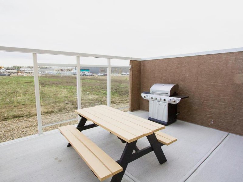 サービス プラス インズ&スイーツ デイトン バレー (Service Plus Inns & Suites Drayton Valley)の写真