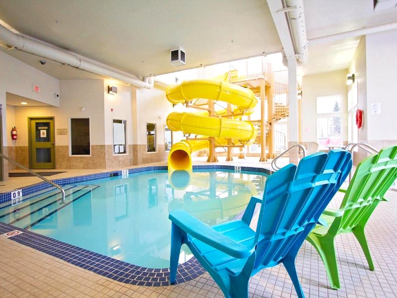 サービス プラス インズ&スイーツ デイトン バレー (Service Plus Inns & Suites Drayton Valley)の写真