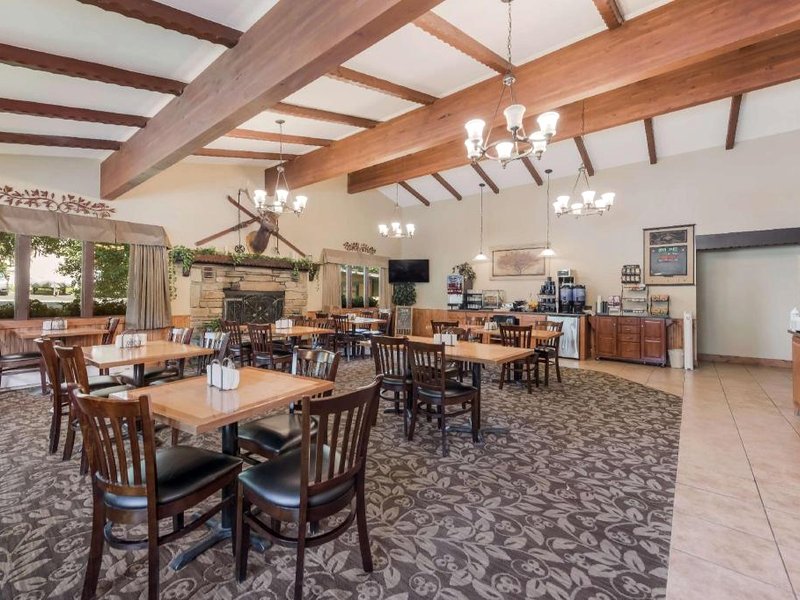 ベストウェスタン チロリアン ロッジ (Best Western Tyrolean Lodge)の写真