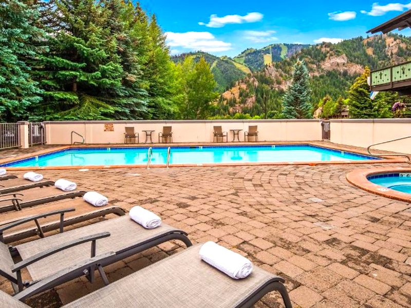 ベストウェスタン チロリアン ロッジ (Best Western Tyrolean Lodge)の写真