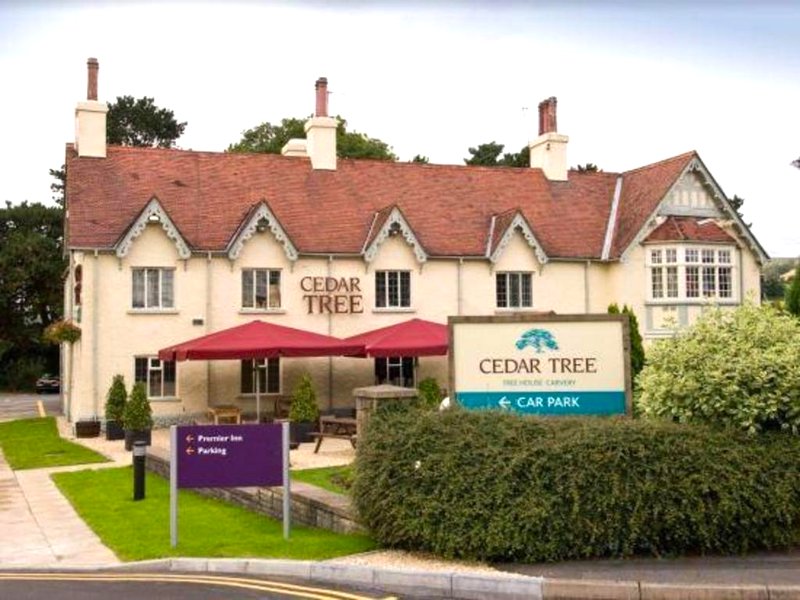 Premier Inn Caerphilly - Corbetts Laneの写真