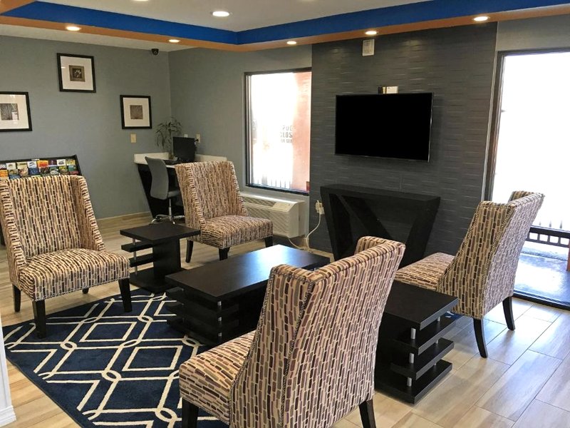 アメリカズ ベスト バリュー イン デナム スプリングス バトン ルージュ (Americas Best Value Inn Denham Springs Baton Rouge)の写真