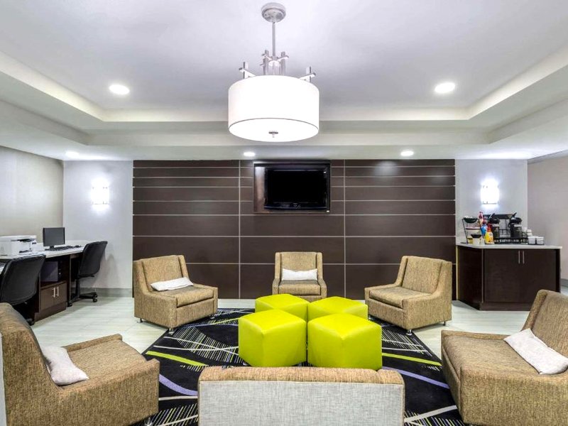 La Quinta Inn & Suites by Wyndham Canton MSの写真