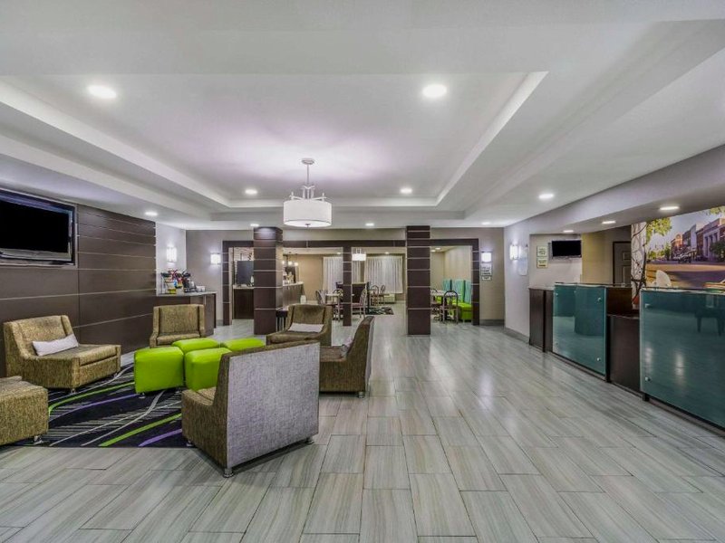 La Quinta Inn & Suites by Wyndham Canton MSの写真