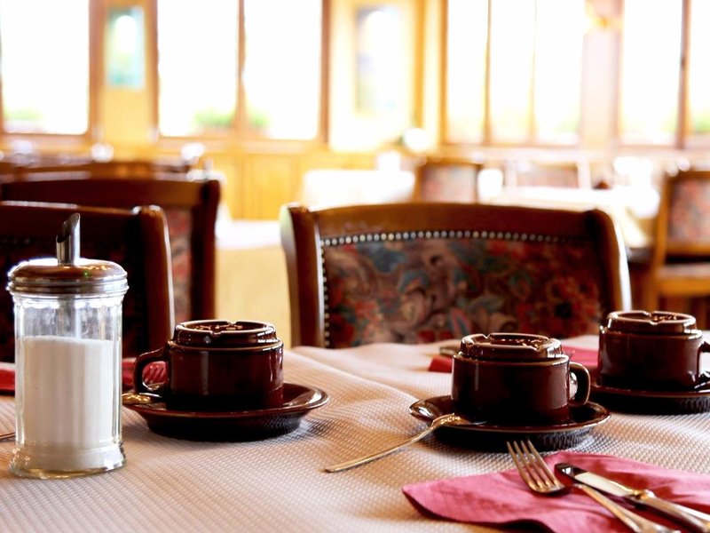 Hotel Restaurant Au Parc des Cigognesの写真