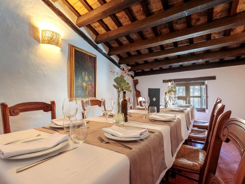 Casas Rurales Tugasa Castillo de Castellarの写真