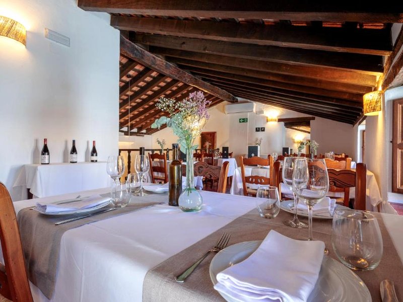 Casas Rurales Tugasa Castillo de Castellarの写真