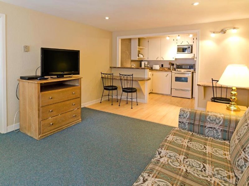 Coastal Inn - Kingfisherの写真