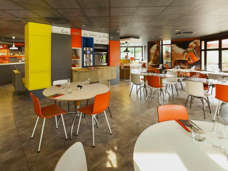 イビス エブリー (ibis Evry)の写真