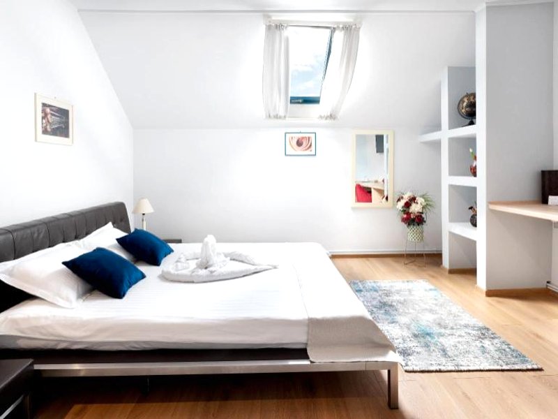 HERMITAGE by Elenisの写真