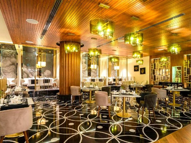 ロックズ ホテル&カジノ (Rocks Hotel & Casino)の写真