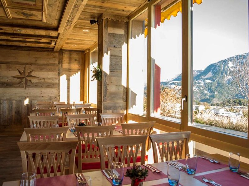 アルパイン クラシック ホテル (Alpine Classic Hotel)の写真